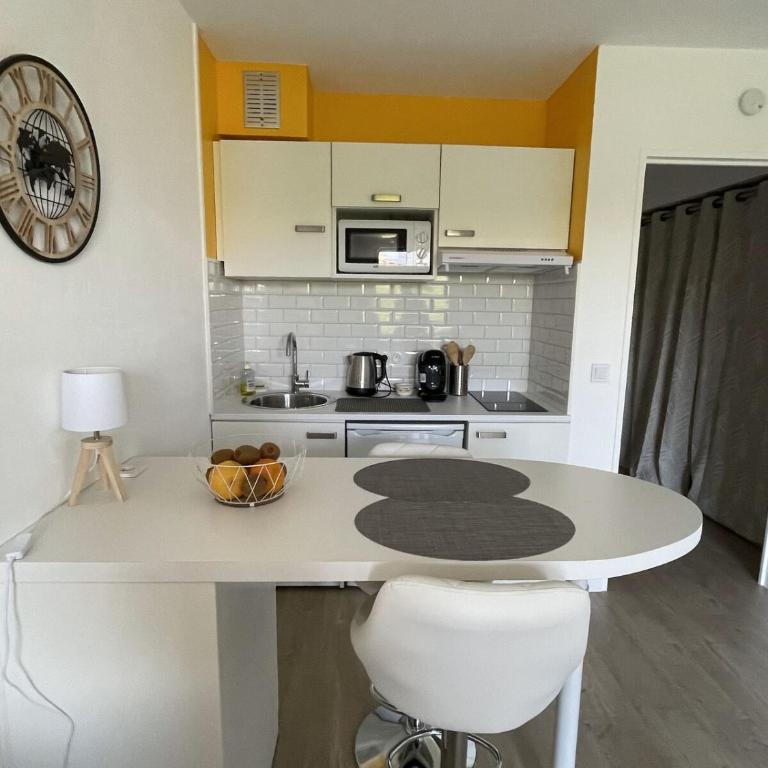 Studio au cœur de la Napoule, plages et village à pied - Studio avec Terrasse - 10