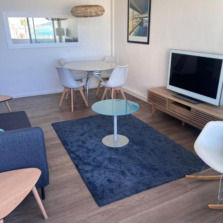 La Girelle vue mer proche plage - Two-Bedroom Apartment - 10