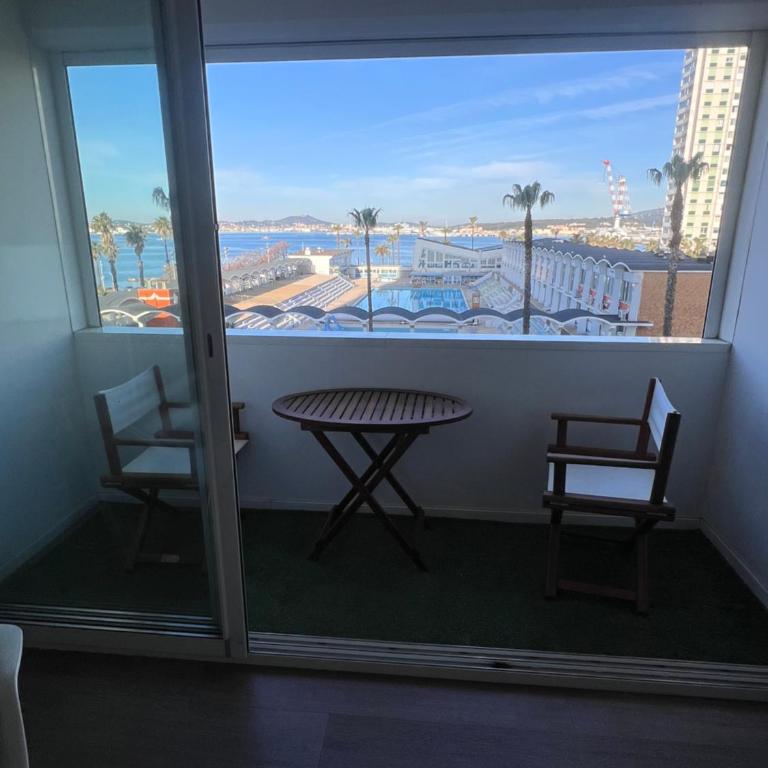 La Girelle vue mer proche plage - Two-Bedroom Apartment - 8