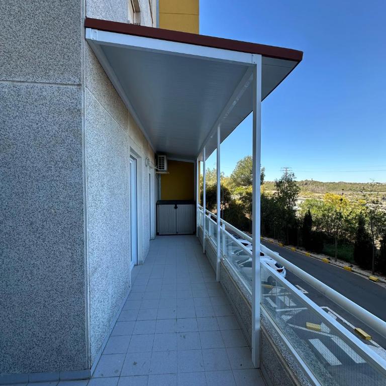 Apartamento Serenity by the Sea II, Altos de Campoamor, 2 bedrooms, balcony , terrace , tennis court and beautiful swimming pool - Apartamento de 2 dormitorios - 39