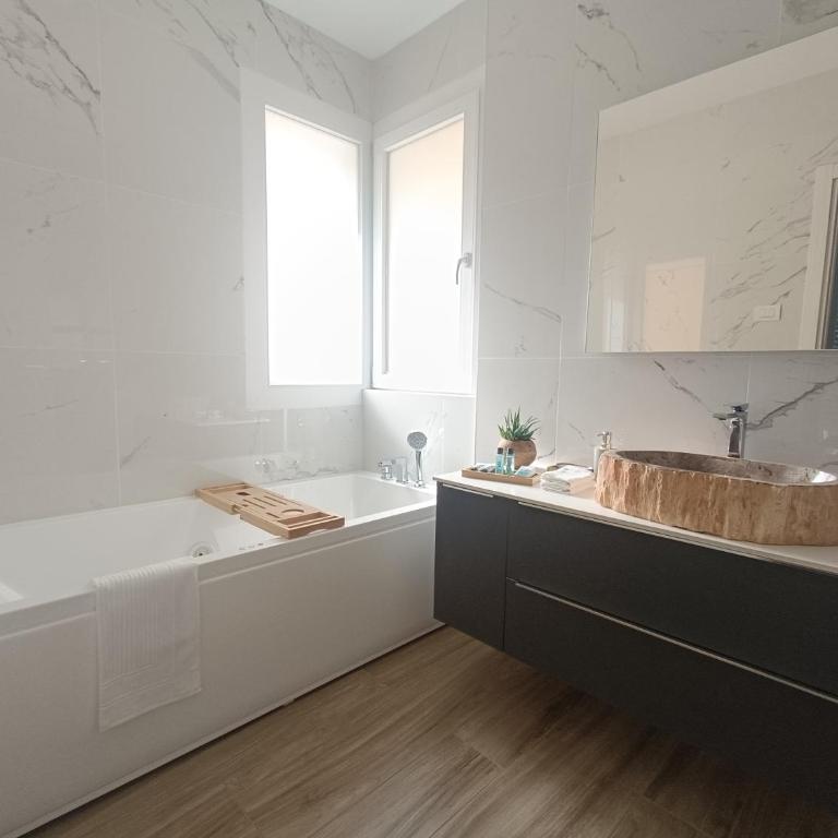 Como N 5 Luxury Apartment - Jacuzzi & Private Terrace - Appartamento con 1 Camera da Letto - 13