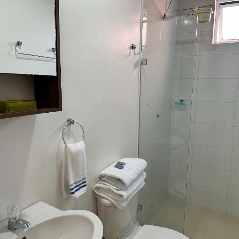 Amoblados Medellín Laureles - Apartamento de 2 dormitorios (4 adultos) - 8