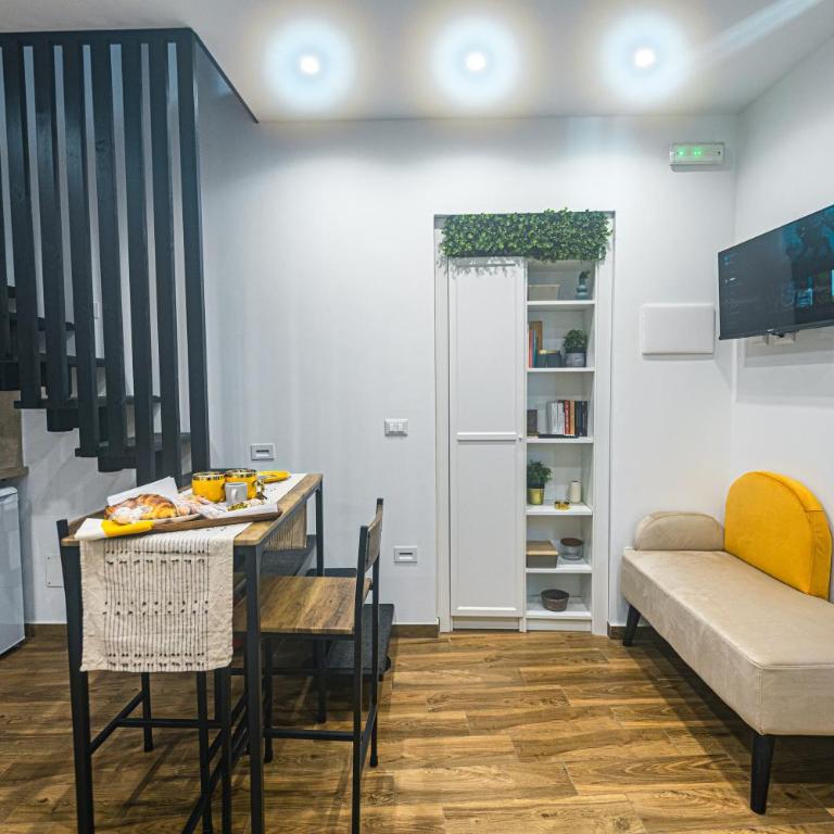 Mirò Suite Catania - Elegant Apartment Centro Storico - One-Bedroom House - 3