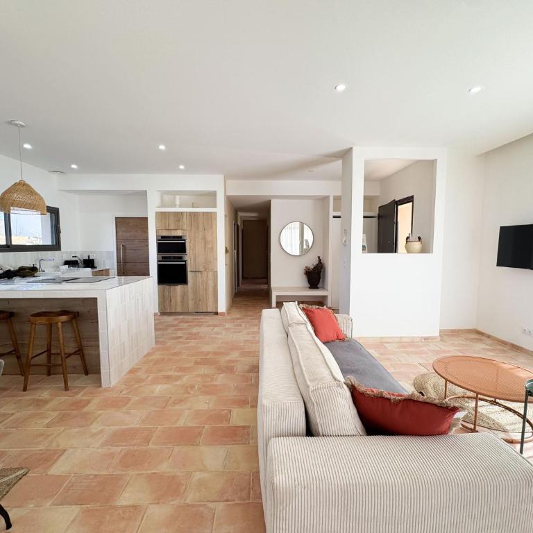 Villa familiale avec piscine hyper centre - Three-Bedroom Villa - 39