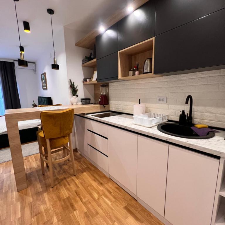 Magija - One-Bedroom Apartment - 5