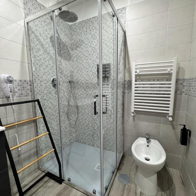 Atestar Rooms Napoli - Camera King - 8