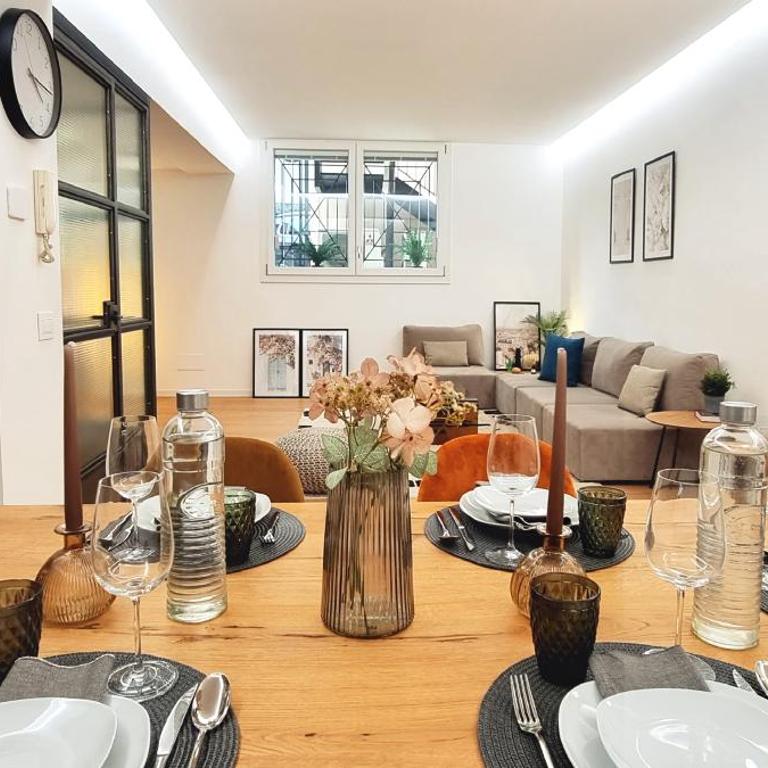 Suite CityLife 6 Guests - XL Living and 2 Baths - Appartamento Superior con 2 Camere da Letto - 2