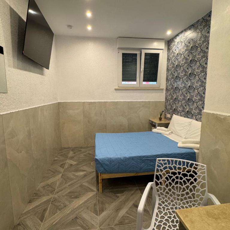LUXOR ECO ROMA CASA E APPARTAMENTO PER VACANZE IN CENTRO Piazza Bologna, Colosseo, Piazza di Spagna, Vaticano, San Pietro, Sapienza, Fontana di Trevi, Piazza Navona, Trastevere, Tiburtina, Termini, Aeroporto - Camera Queen Deluxe - 6