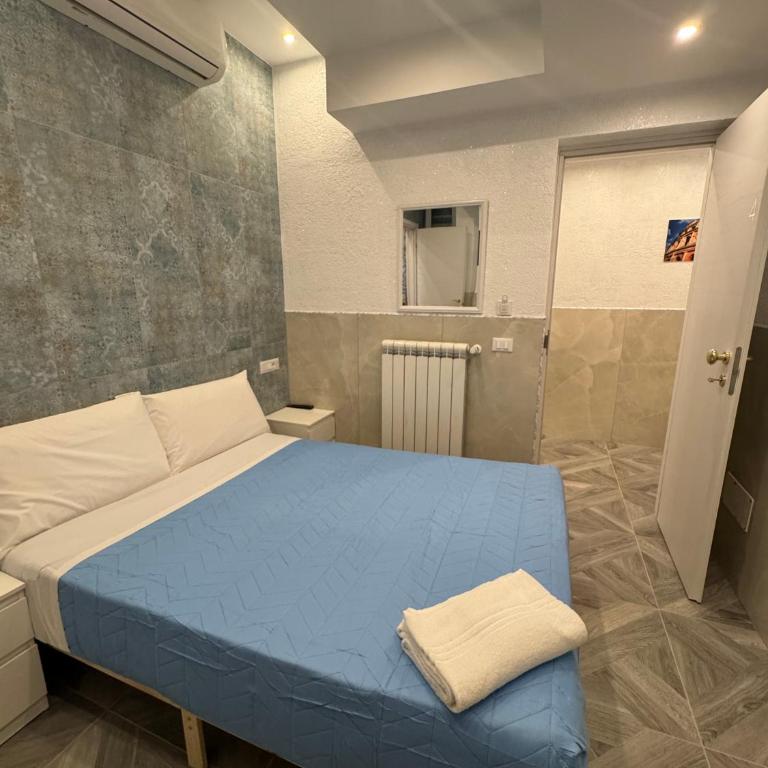 LUXOR ECO ROMA CASA E APPARTAMENTO PER VACANZE IN CENTRO Piazza Bologna, Colosseo, Piazza di Spagna, Vaticano, San Pietro, Sapienza, Fontana di Trevi, Piazza Navona, Trastevere, Tiburtina, Termini, Aeroporto - Camera Matrimoniale - 6