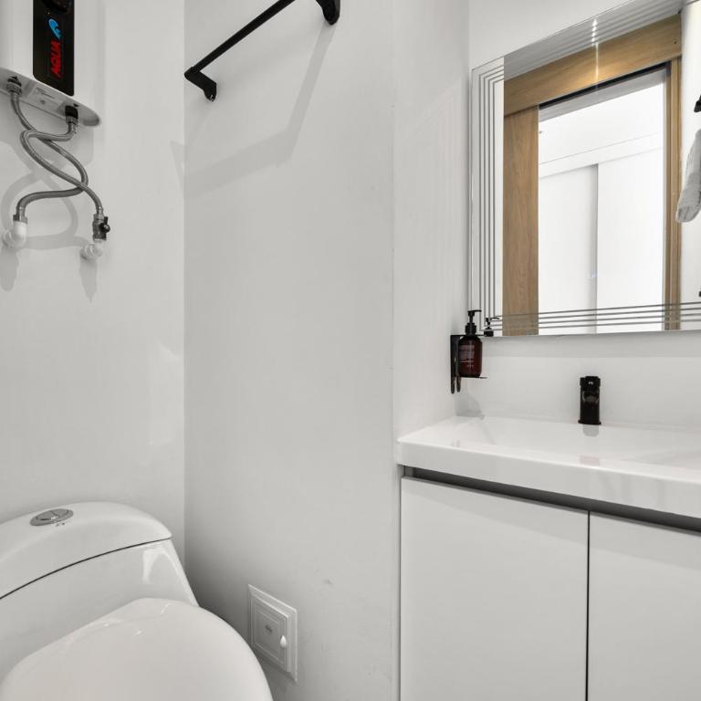FH - Modern studio in Chico - Bogota - Estudio Deluxe - 12