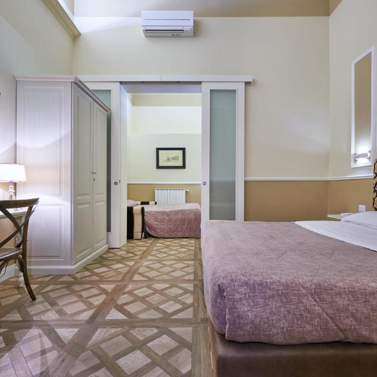 B&B Le Stanze del Duomo - Camera Familiare (2 Adulti + 2 Bambini) - 14