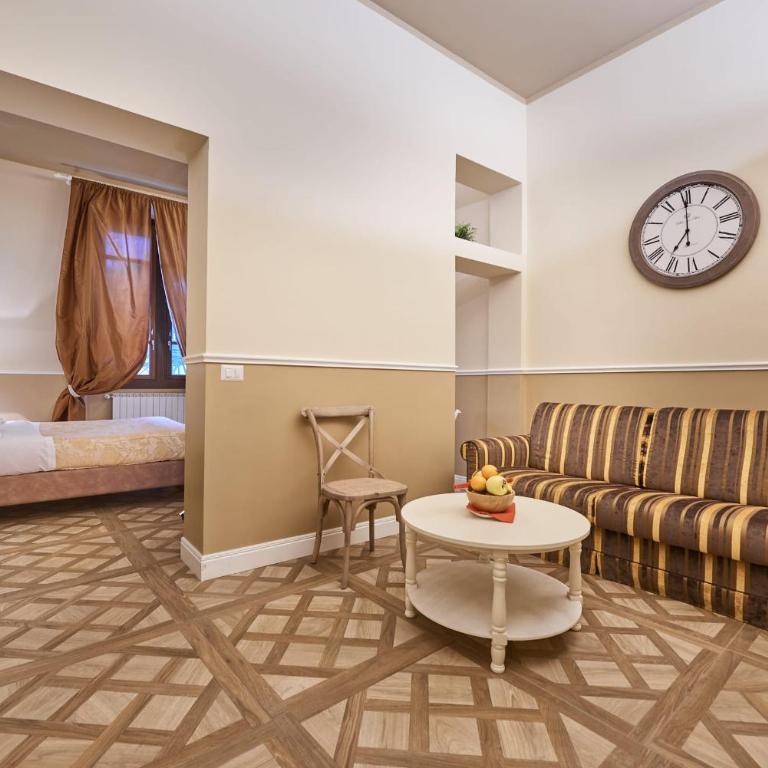B&B Le Stanze del Duomo - Camera Familiare (2 Adulti + 2 Bambini) - 4