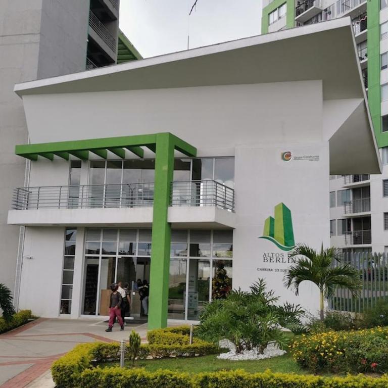 Hermoso y amplio apartamento cerca del parque deportivo - Apartamento - 18