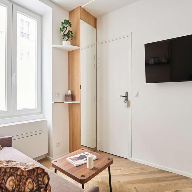 Superb studio Tour Eiffel Champ de Mars - Appartement 1 Chambre - 6