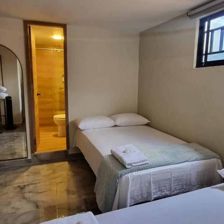 Hotel RUTA365 - Habitación Cuádruple Deluxe - 7