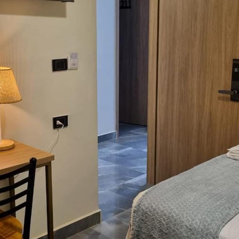 Hotel RUTA365 - Habitación Doble Deluxe - 8