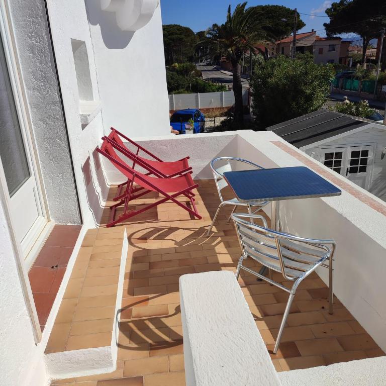 Hôtel le Calypso - Chambre Double avec Terrasse - 6