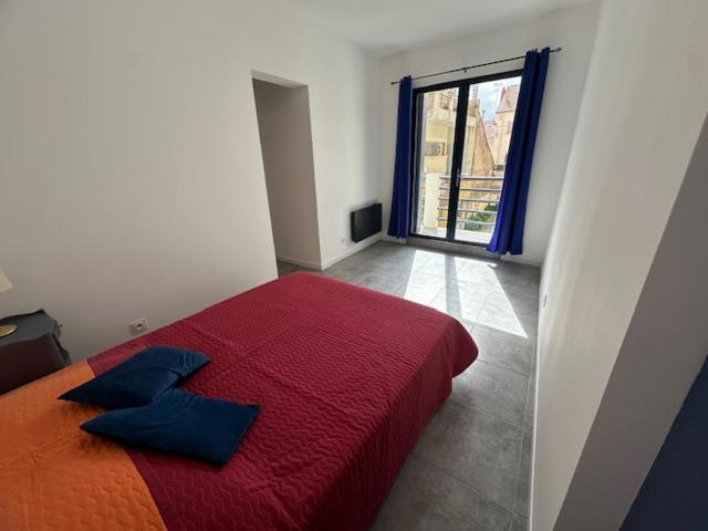 Maison DEBES - Chambre Double avec Balcon - 1