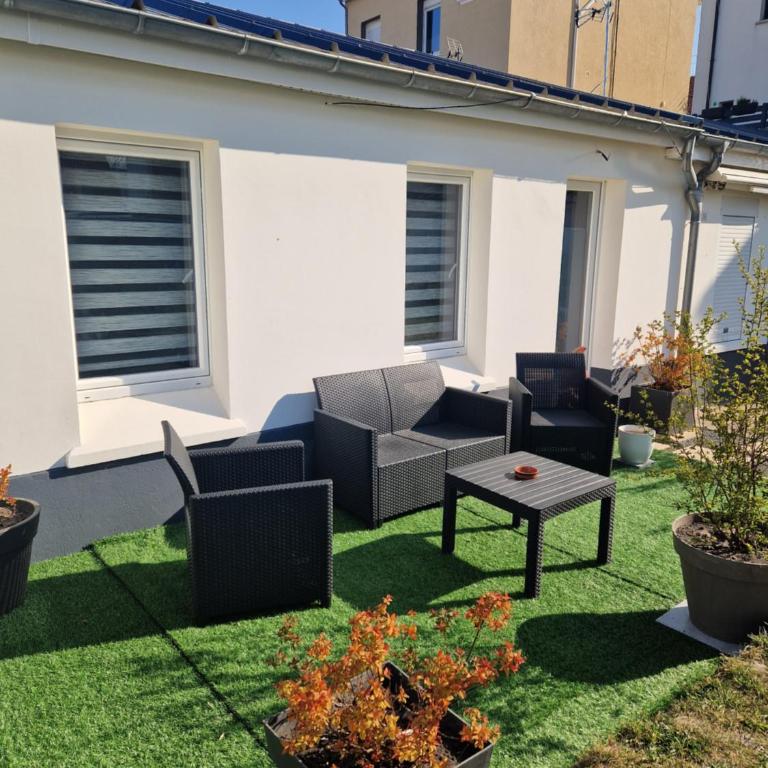 Maisonnette à 200m de la plage avec parking gratuit et terrasse - Apartment mit 1 Schlafzimmer - 28