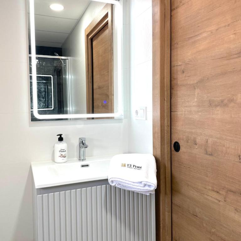 El Pont Alicante Apartments - Loft with Private Terrace - 6