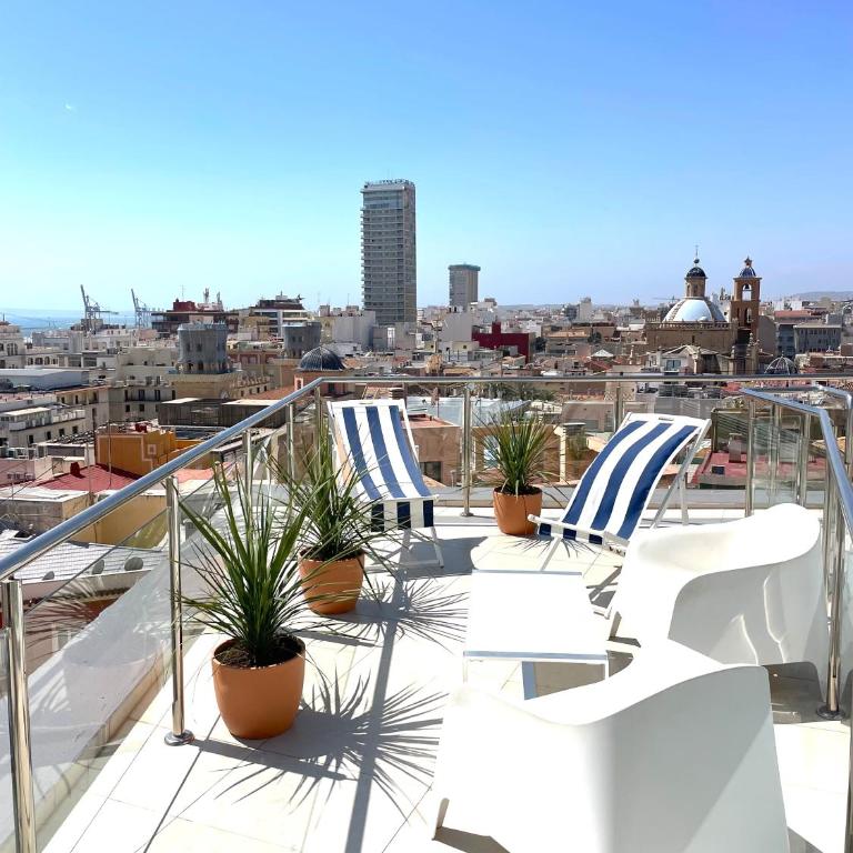 El Pont Alicante Apartments - Loft with Private Terrace - 3