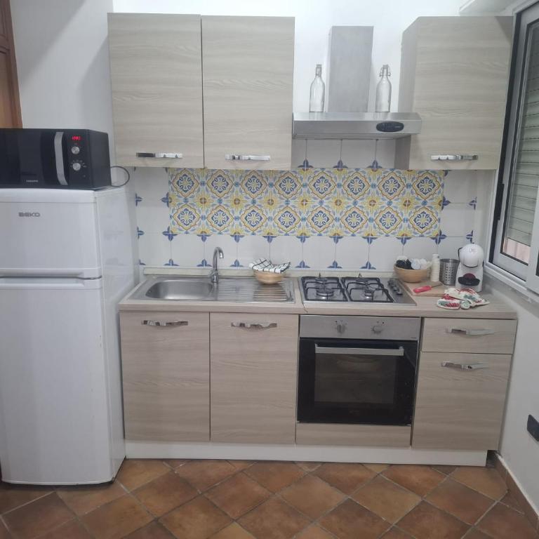 Neapolis Apartment Angioino - Appartamento con 2 Camere da Letto - 11