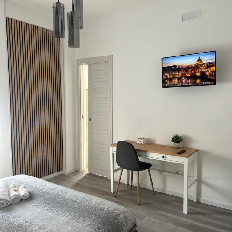 Tiburtina Urban Rooms - Camera Matrimoniale con Bagno Privato - 3