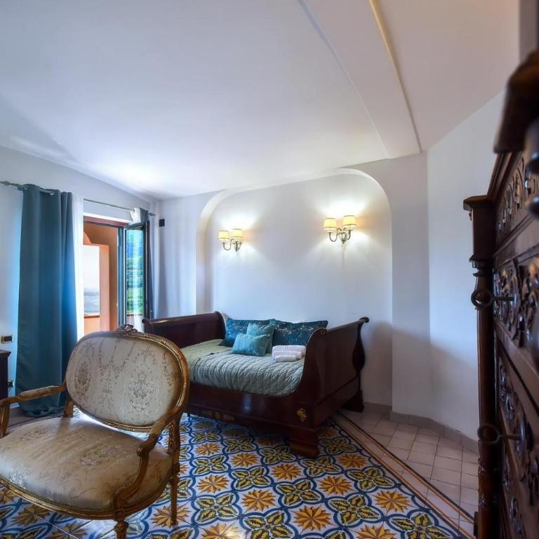 Villa Margherita Amalfi Coast - Camera Matrimoniale con Balcone e Vista Mare - 8