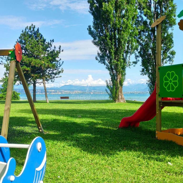Villa Roma - Vista Lago e Relax tra Giardino e Terrazza - Appartamentino su 2 Livelli - 42