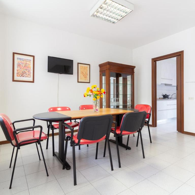 La Casa Di Nico a Capannori a 10 minuti da Lucca by TuscanyWeGo - Appartamento con 2 Camere da Letto e Vista Giardino - 21