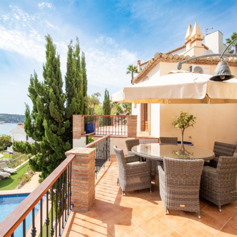 Dream Stay! 15 Guests, Big Pool with Heating Option at Extra Cost, Sea view! - Villa with Private Pool - 55