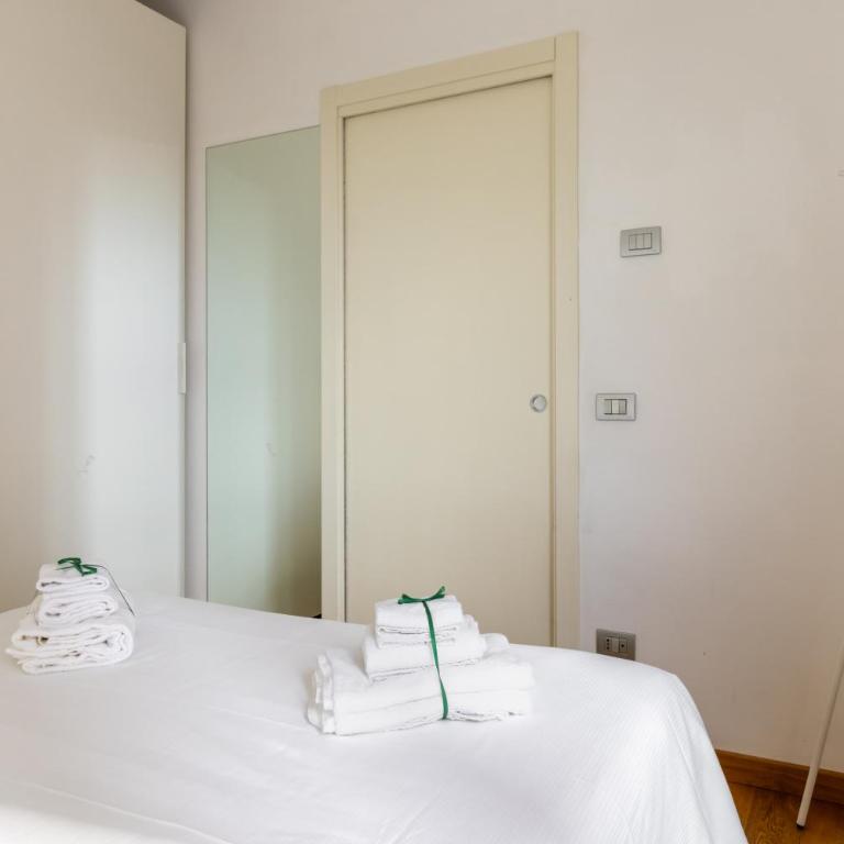 7th Floor - Porta Nuova - One-Bedroom Apartment - 18