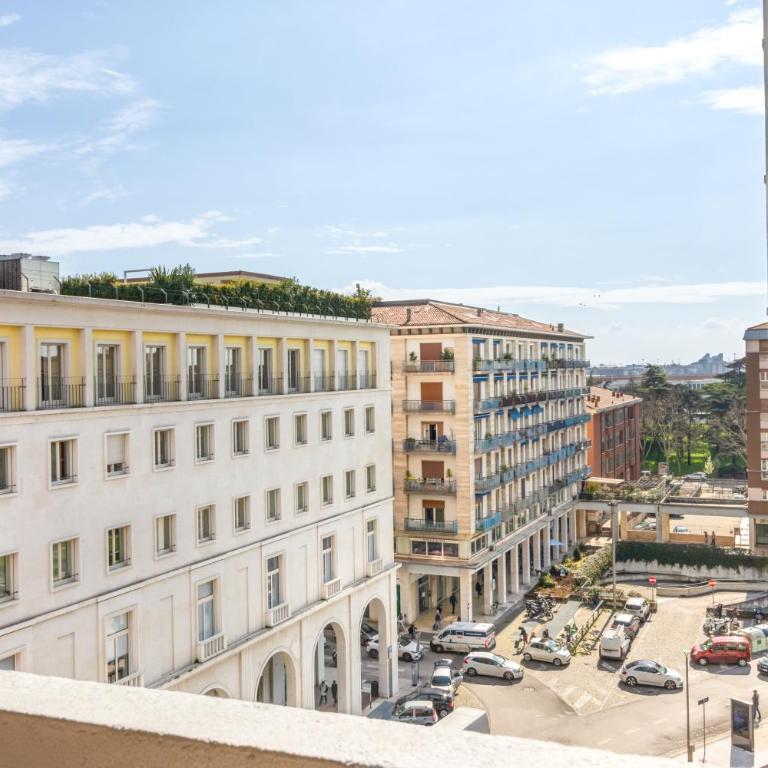 7th Floor - Porta Nuova - One-Bedroom Apartment - 28