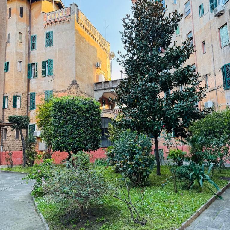 Suite Eroi - Appartamento Familiare con 2 Camere da Letto e Vista - 28