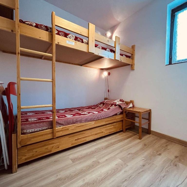 Monêtier Les Bains - Appartement 3 pièces avec jardin, rénové, proche Grands Bains - Appartement 1 Chambre - 17