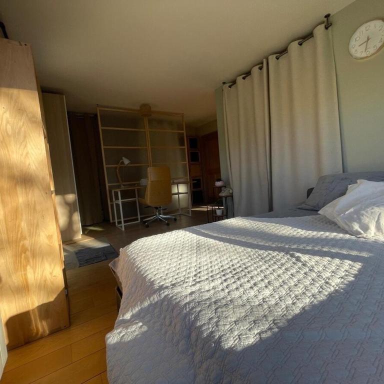 Glass and wood designer villa with garden in centertown - Villa - 16