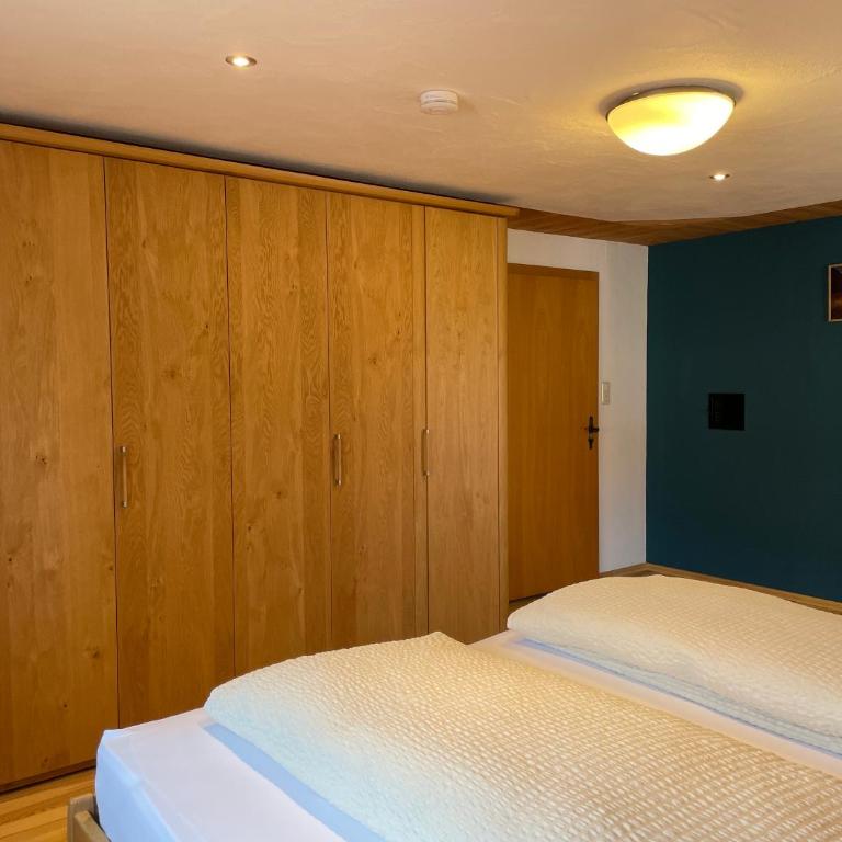 Großzügige Ferienwohnung Gimpl Kathi mit Bergblick - Apartment mit 1 Schlafzimmer - 4