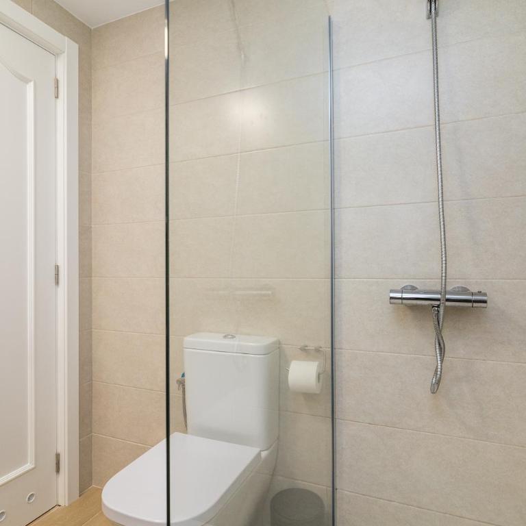 CASA ZUZA - AC, heated pool, 2 terraces, 2 bedrooms & bathrooms, tv channels - Apartamento de 2 dormitorios - 39