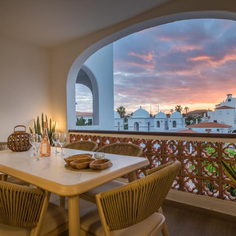 CASA ZUZA - AC, heated pool, 2 terraces, 2 bedrooms & bathrooms, tv channels - Apartamento de 2 dormitorios - 5