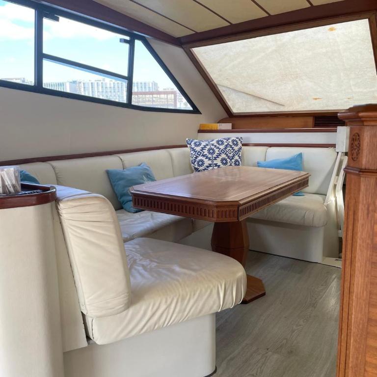 Waterfront Cozy two bedrooms - Mobile Home - 3