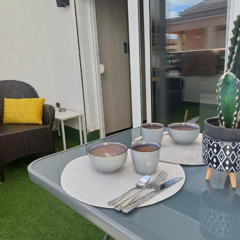 Torrevieja studio Playa del Acequion - Apartamento de 1 dormitorio - 60
