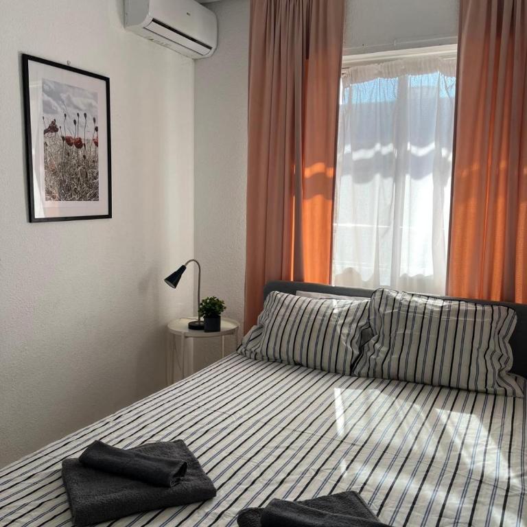 Calle Rojales 13 - Apartamento de 3 dormitorios - 10