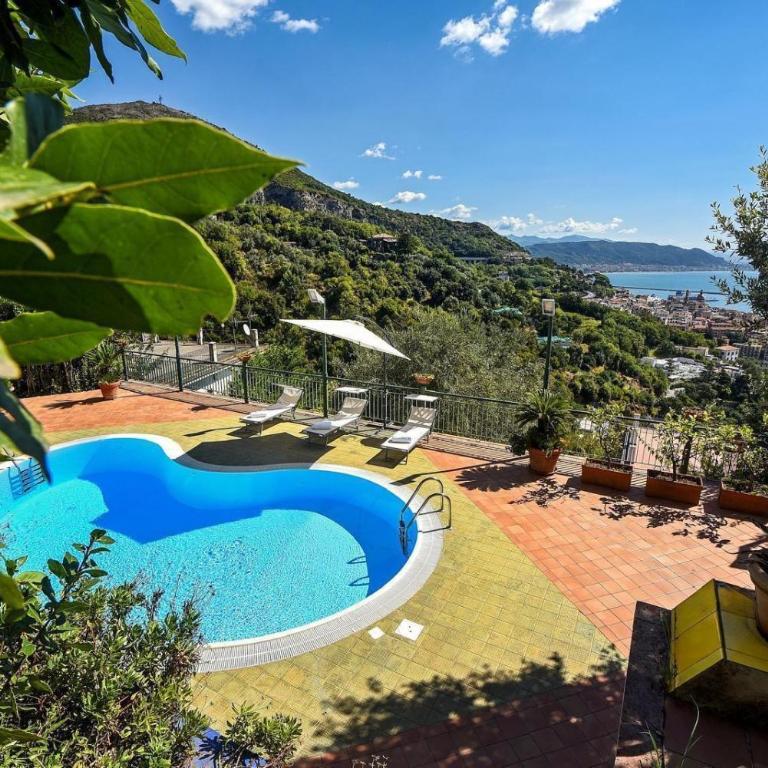 Villa Margherita Amalfi Coast - Camera Matrimoniale Deluxe con Balcone e Vista Mare - 2