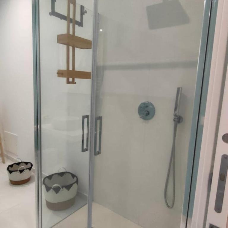 La Marmora Liberty Rooms - Camera Tripla con Bagno in Comune - 16