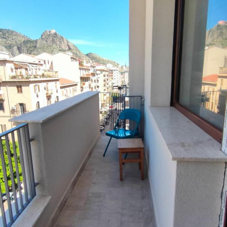 La Marmora Liberty Rooms - Camera Tripla con Bagno in Comune - 26