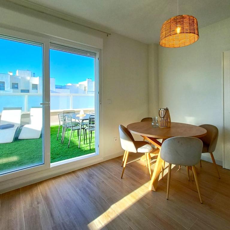 Atenas Suite, 2 Hab, terraza, piscina y playa a 3 min - Apartamento de 2 dormitorios - 1