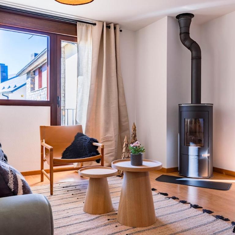 El Nido del Pirineo Estilo y Calidez en Villanúa - Two-Bedroom Apartment - 2