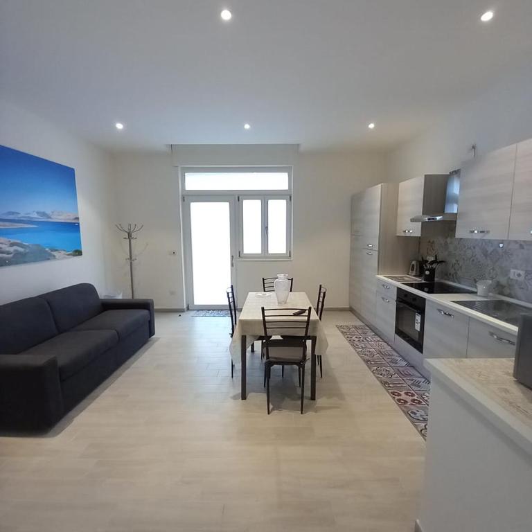 Hily's House - Appartamento con 1 Camera da Letto - 5