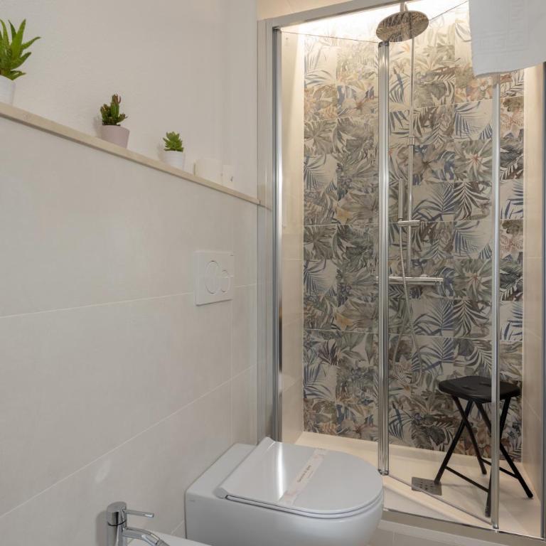 Locus Amoenus - Deluxe Room - 16