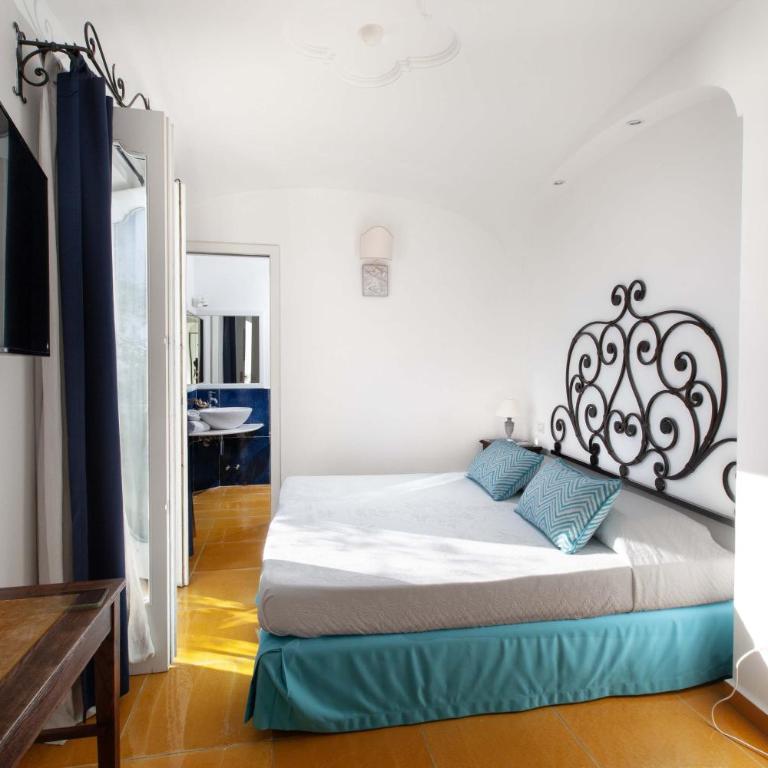 Amore Rentals - Villa Le Sirene - Villa Deluxe - 26